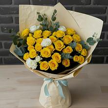 Букет цветов из:  Розы в Добрянке