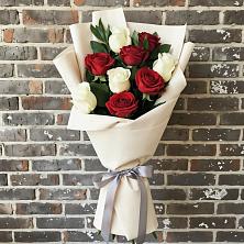 Букет цветов из:  Розы в Добрянке