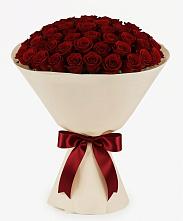 Букет 101 Бордовая роза Блэк Бакарра в Добрянке