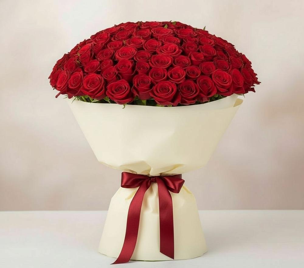 Букет 101 Красная роза Милано в Добрянке