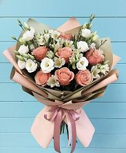 Букет цветов из:  Розы, Альстромерии и Лизиантусы в Добрянке