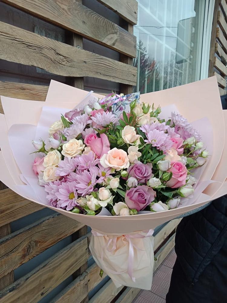 Букет цветов из: Розы и Хризантемы в Добрянке