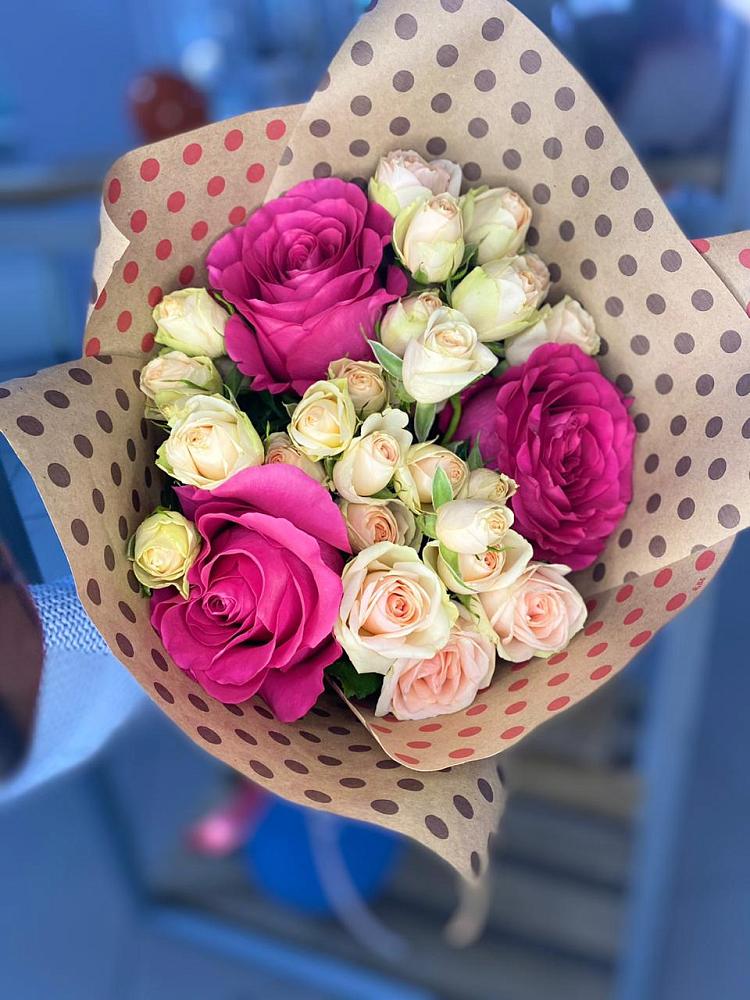 Букет цветов из: Розы в Добрянке