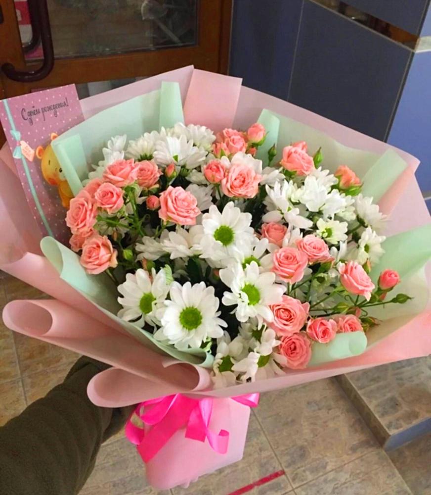 Букет цветов из: Розы и Хризантемы в Добрянке