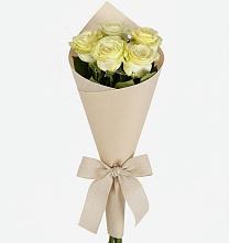 Букет цветов из:  Розы в Добрянке