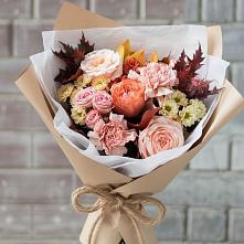 Букет цветов из:  Гвоздики, Хризантемы и Розы в Добрянке