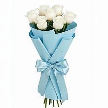 Букет 7 белых роз Проуд в Добрянке