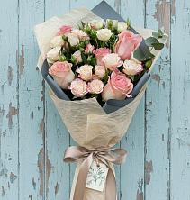 Букет цветов из:  Розы в Добрянке