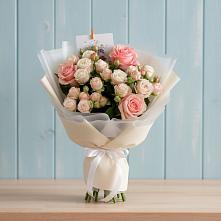 Букет цветов из:  Розы в Добрянке