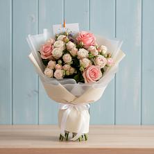 Букет цветов из:  Розы в Добрянке