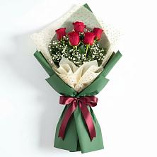 Букет цветов из:  Розы в Добрянке