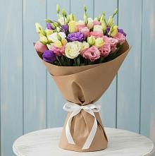 Букет цветов из:  Лизиантусы в Добрянке